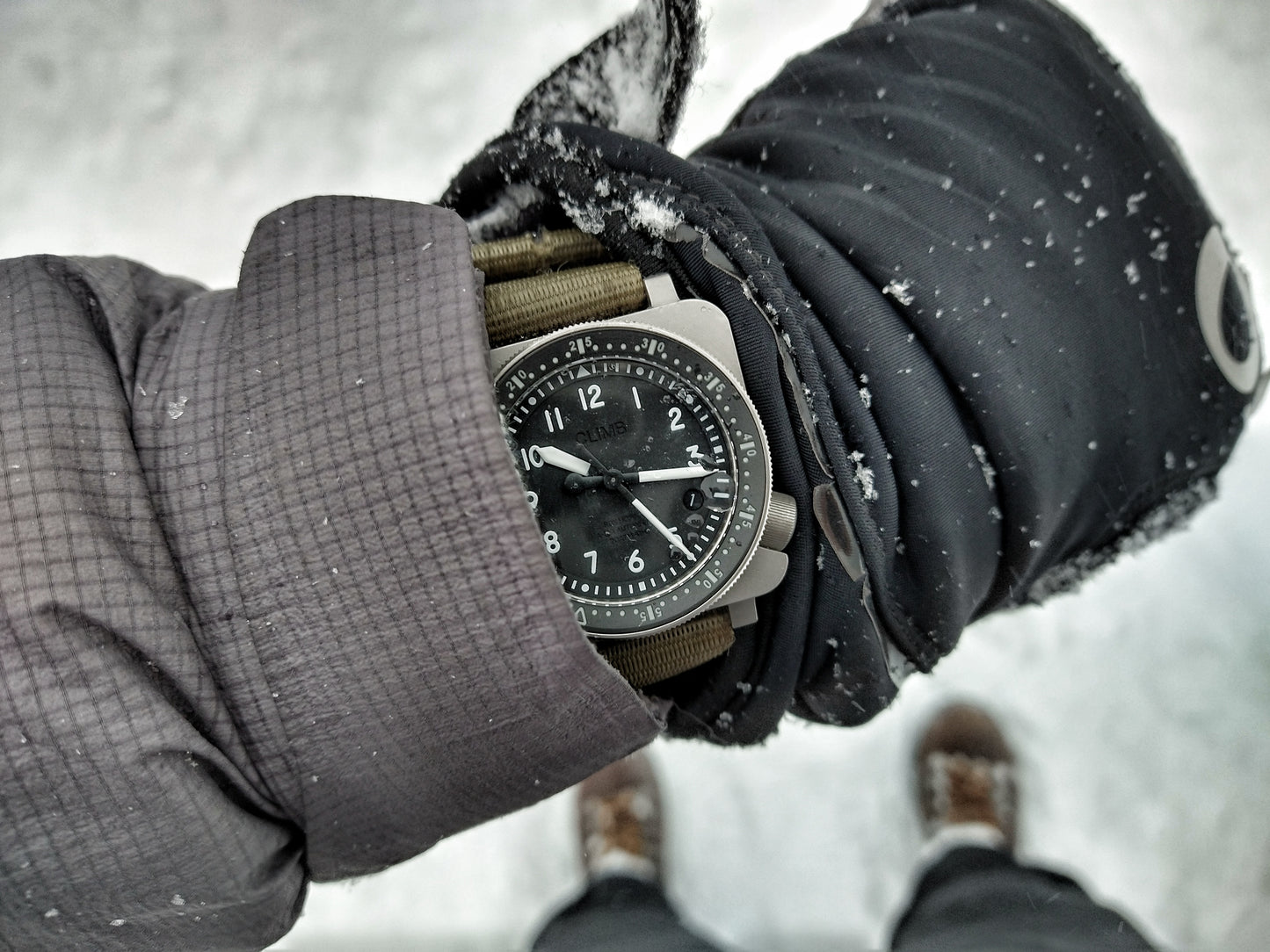 The HONNR A-13A — Titanium Mission Watch