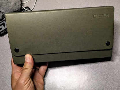 FIELD CASE 01 olive-drab organizer, front view