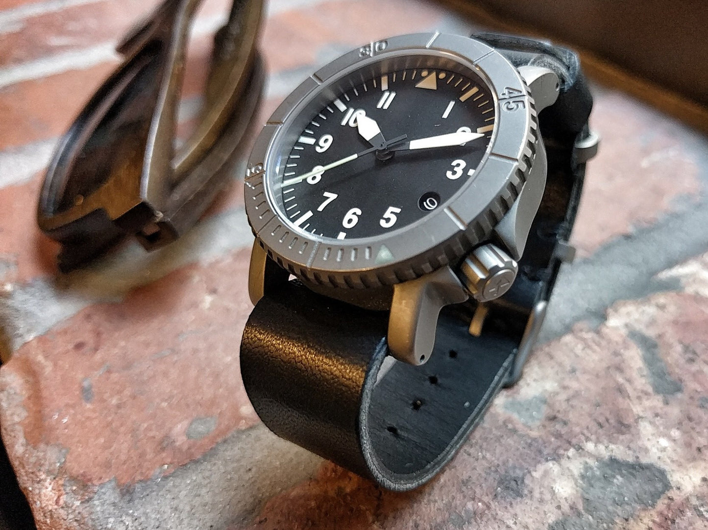 Double Layer Single Pass American Leather Strap: Pitch Black 20mm - Redux & Co.